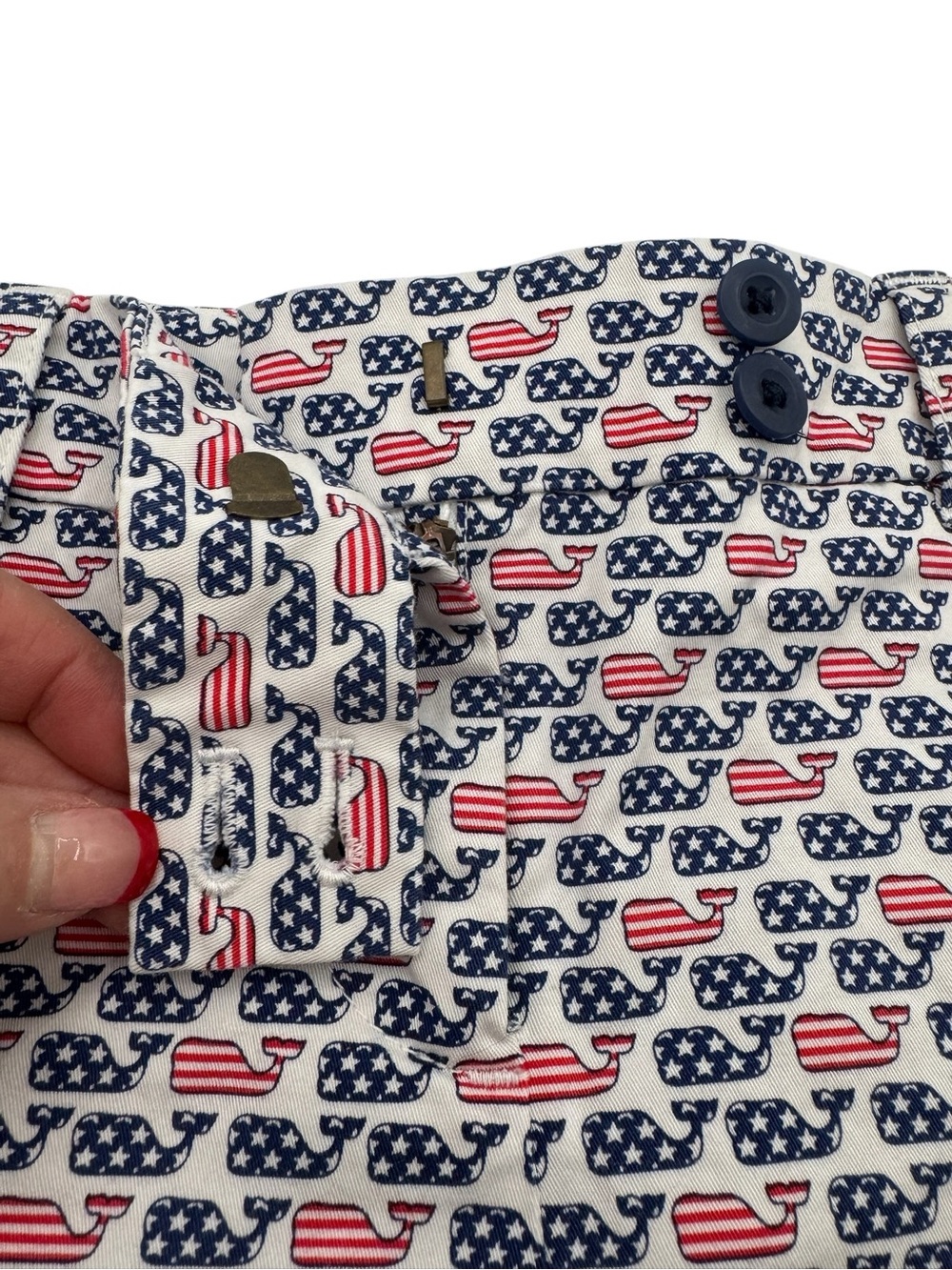Vineyard Vines Stars and Stripes Whale Shorts 9" Rise 3" Inseam Pockets Size 4 - Picture 9 of 14